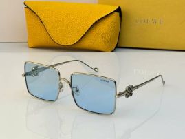 Picture of Loewe Sunglasses _SKUfw52349837fw